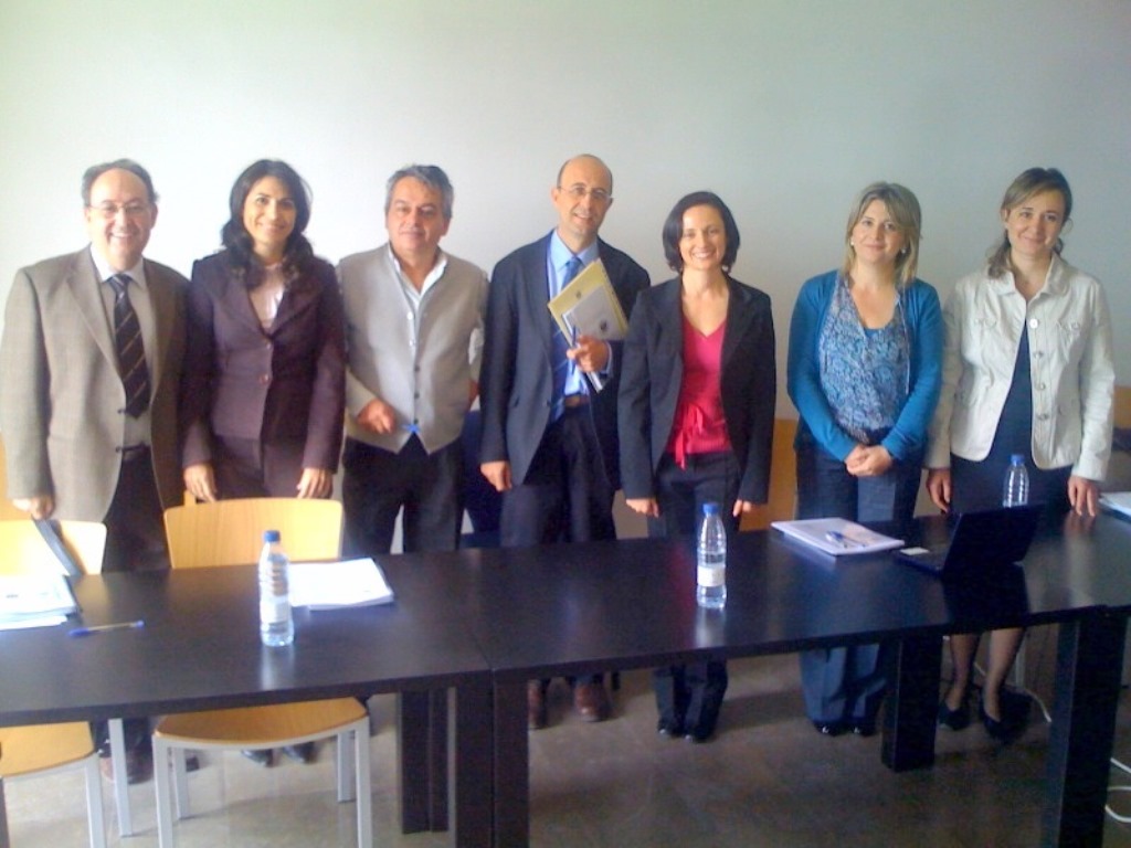 Comisión de acceso a profesor Titular. Alberto Prieto, Pilar Martínez Ortigosa
